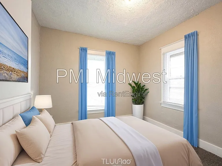 130 N Gladstone Ave — Photo 23