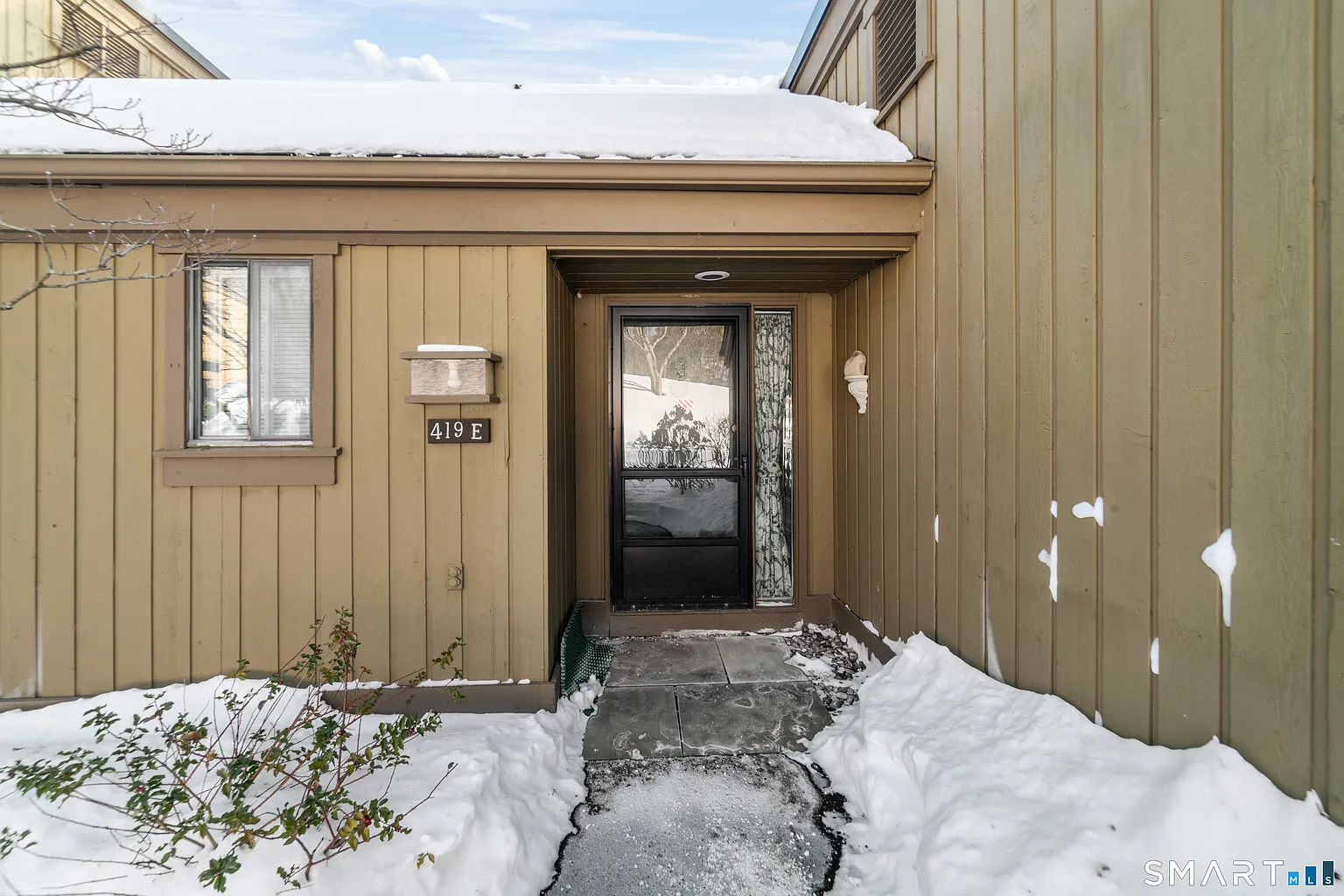 419 Heritage Village #E photo 1