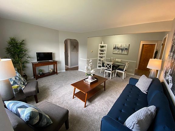 4th image of 496 N Firestone Blvd #2