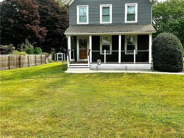 599 Vauxhall St Extension, Waterford, CT 06385