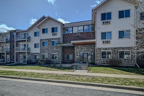 Fairhaven Court Apartments Photo 1