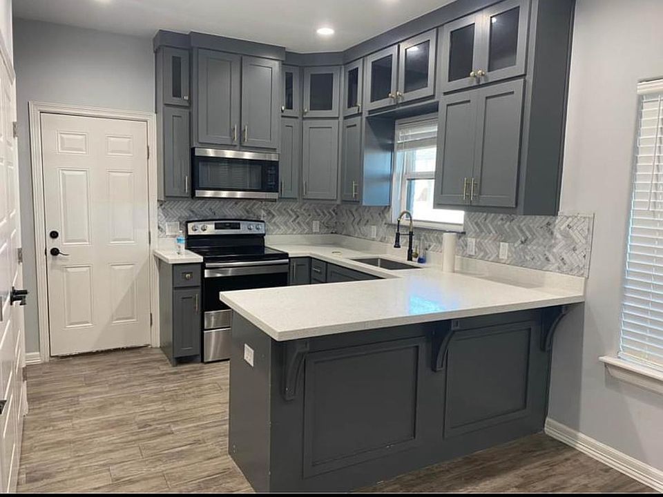 1st image of 5801 Nightingale Ave #1