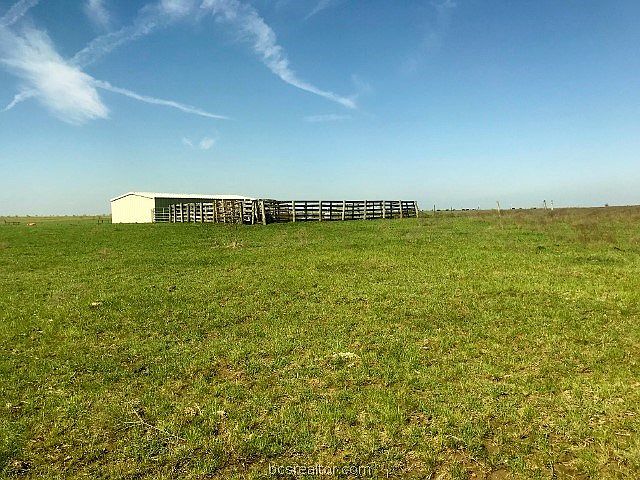 1st image of 555 County Road 136