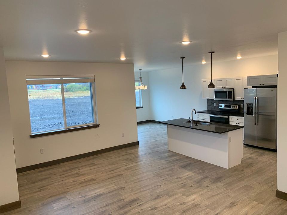 1st image of 1001 Abigail Ln Unit A