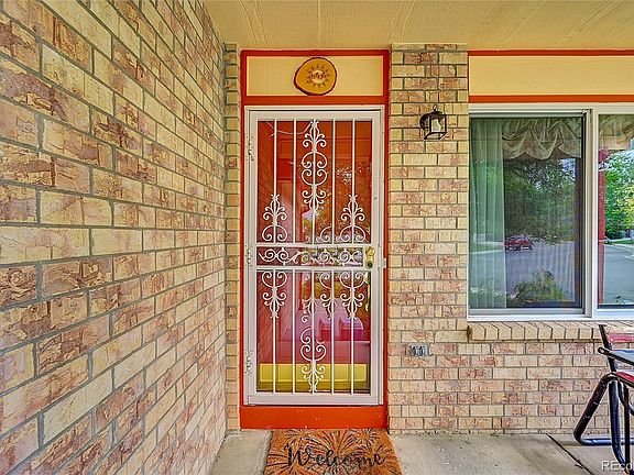 5th image of 2619 Fernwood Place