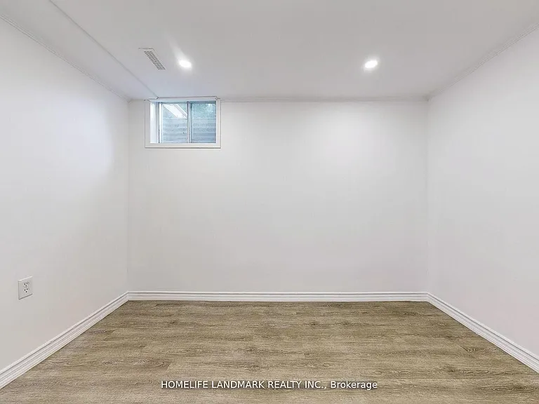 58 London Rd #BASEMENT — Photo 10
