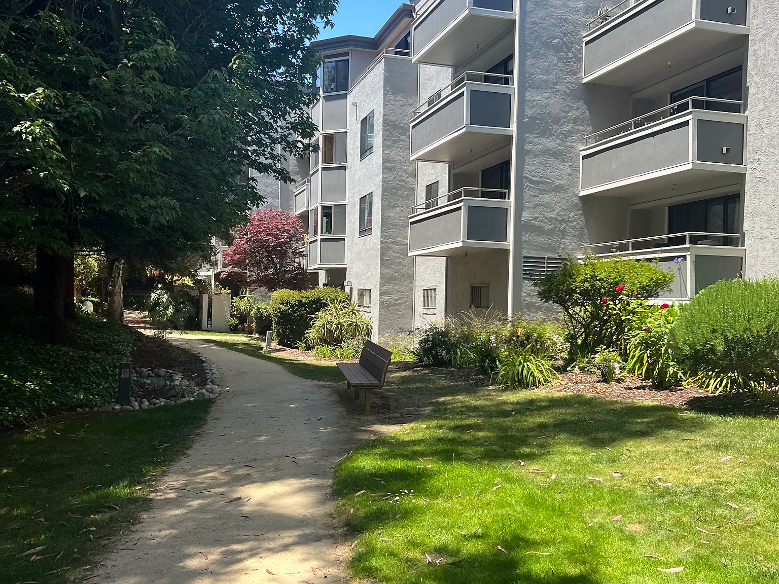 1 bed, 750 sqft, $4,795 — Photo 3