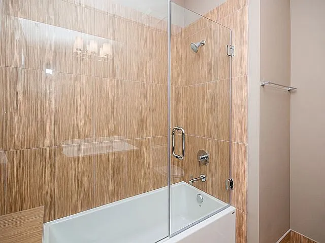 4601 N. Ravenswood Ave. — Photo 5