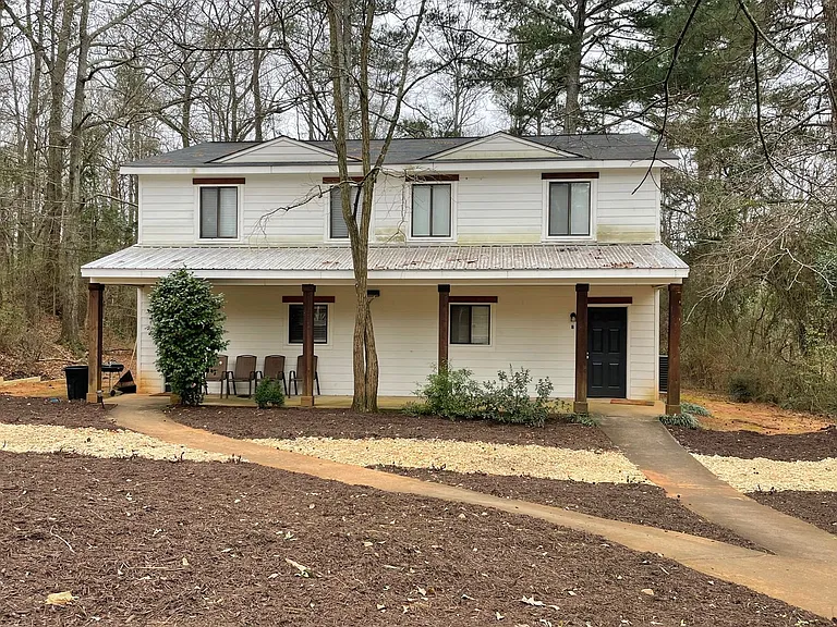 163 Vfw Dr #A & B — Photo 2