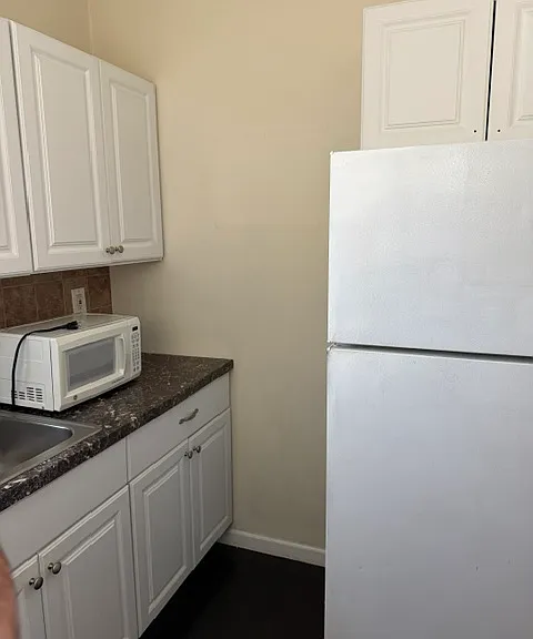 19056 Old Detroit Rd #11 — Photo 10