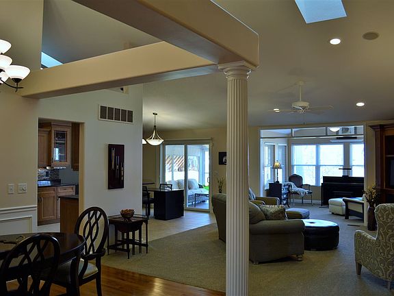 3rd image of 1348 33rd Avenue Cir