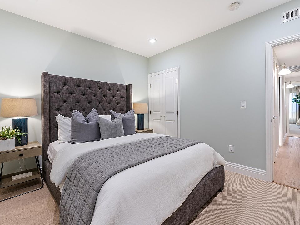1st image of 525 Gough St APT 401