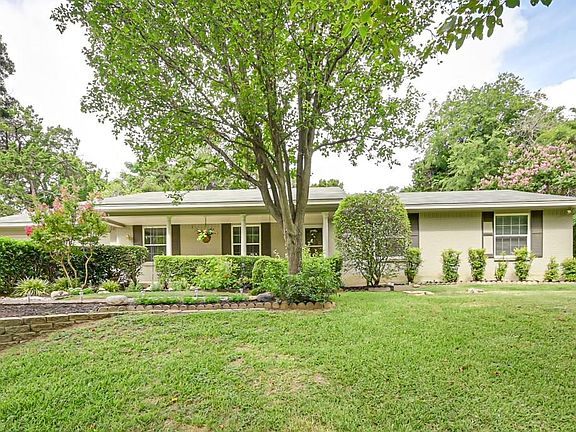 2nd image of 507 Casa Grande Pl