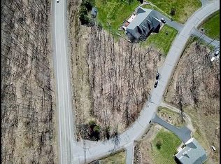 Lot 66 Windsor Way, oaring Brook Twp, PA 18444