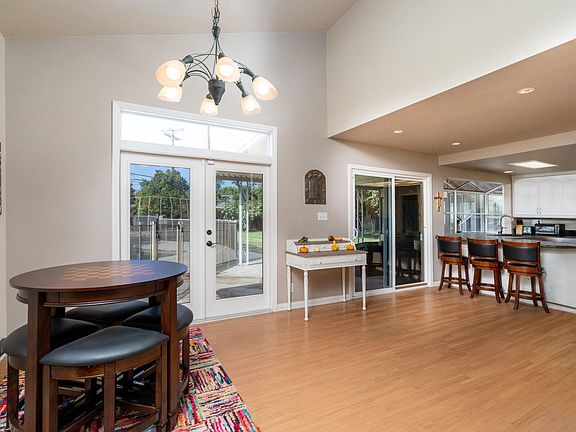 5th image of 1569 Shepherd Dr