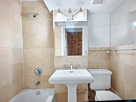 Rented by Taube Management Realty, LLC. | media 15