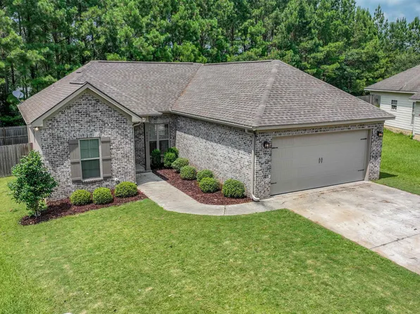 5065 Easton Dr, Tuscaloosa, AL 35405