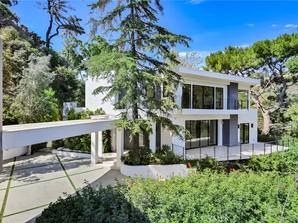 2341 Zorada Ct, Los Angeles, CA 90046