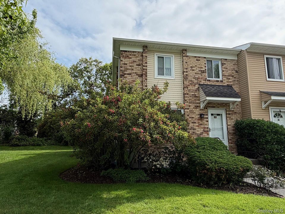 1st image of 40 Town House Drive