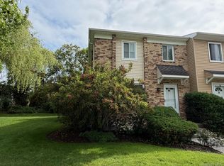 40 Town House Drive, Massapequa Park, NY 11762