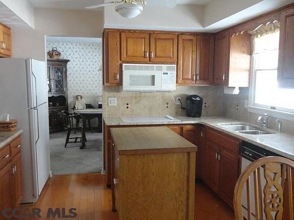 4th image of 1770 Princeton Dr