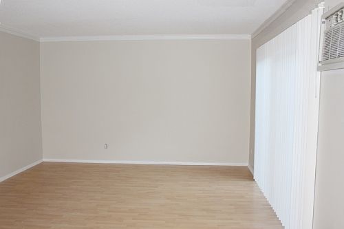 5th image of 11818 Darlington Ave APT 107