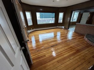 149 Water St, Lawrence, MA 01841