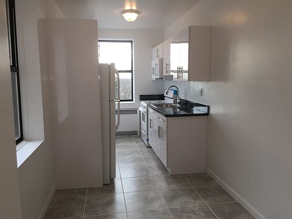 4th image of 8725 115th St #6FL