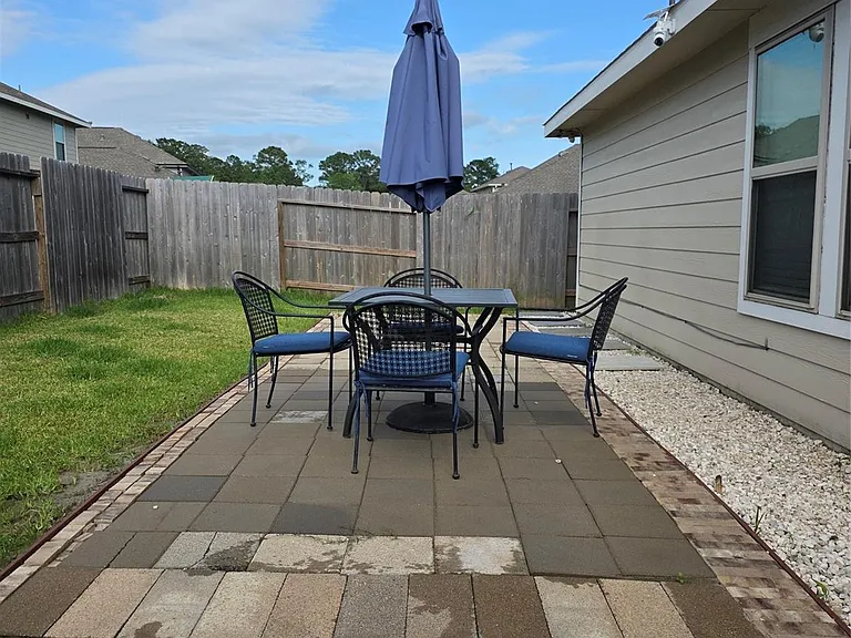 1942 Barrett Gables Dr — Photo 31
