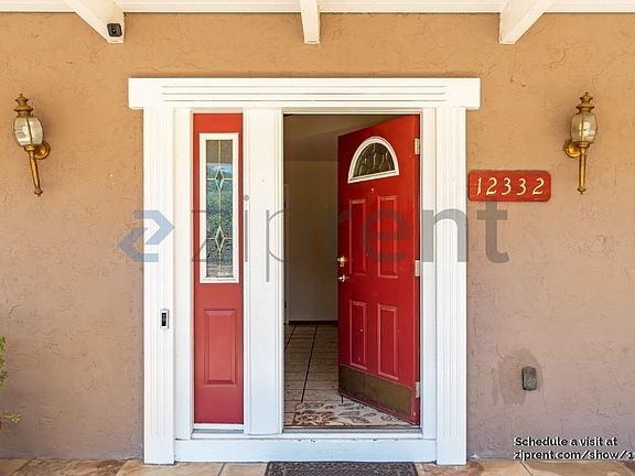 3rd image of 12332 Saraglen Dr
