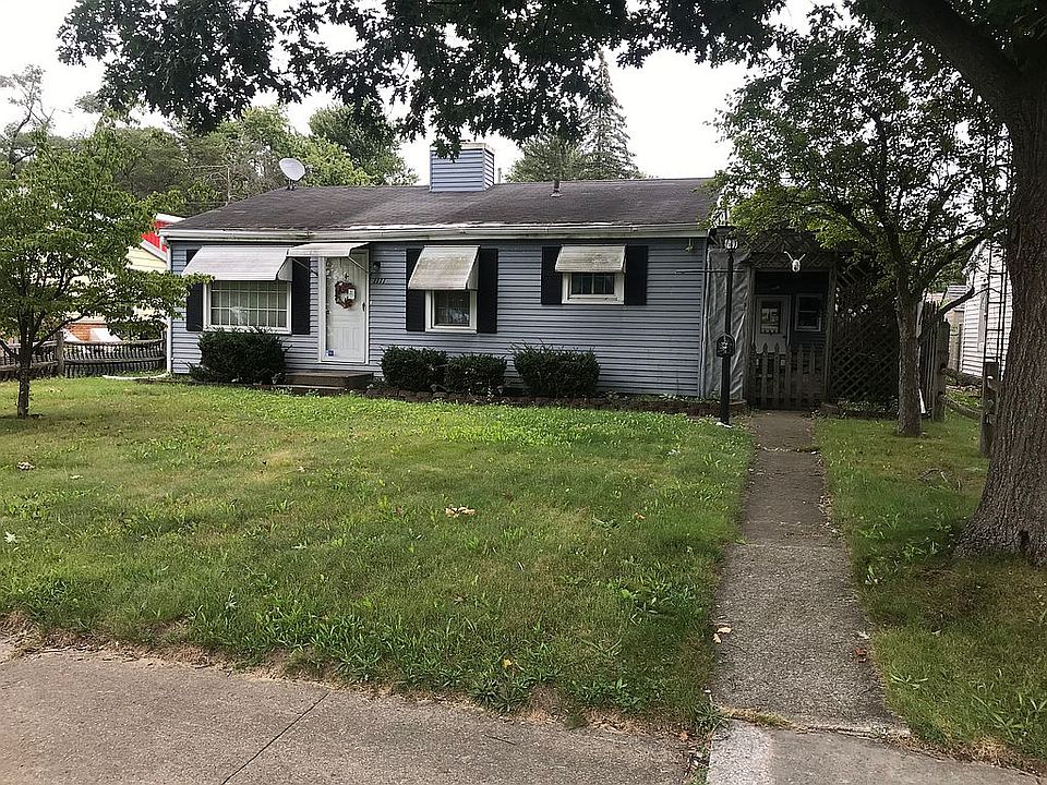 2nd image of 1111 N 13th St