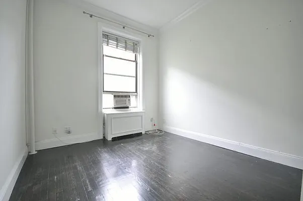 Rented by Compass | media 23