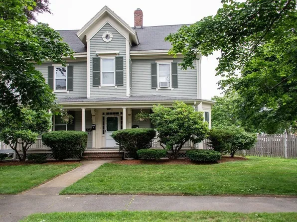 21 Cherry St APT 2B, Danvers, MA 01923