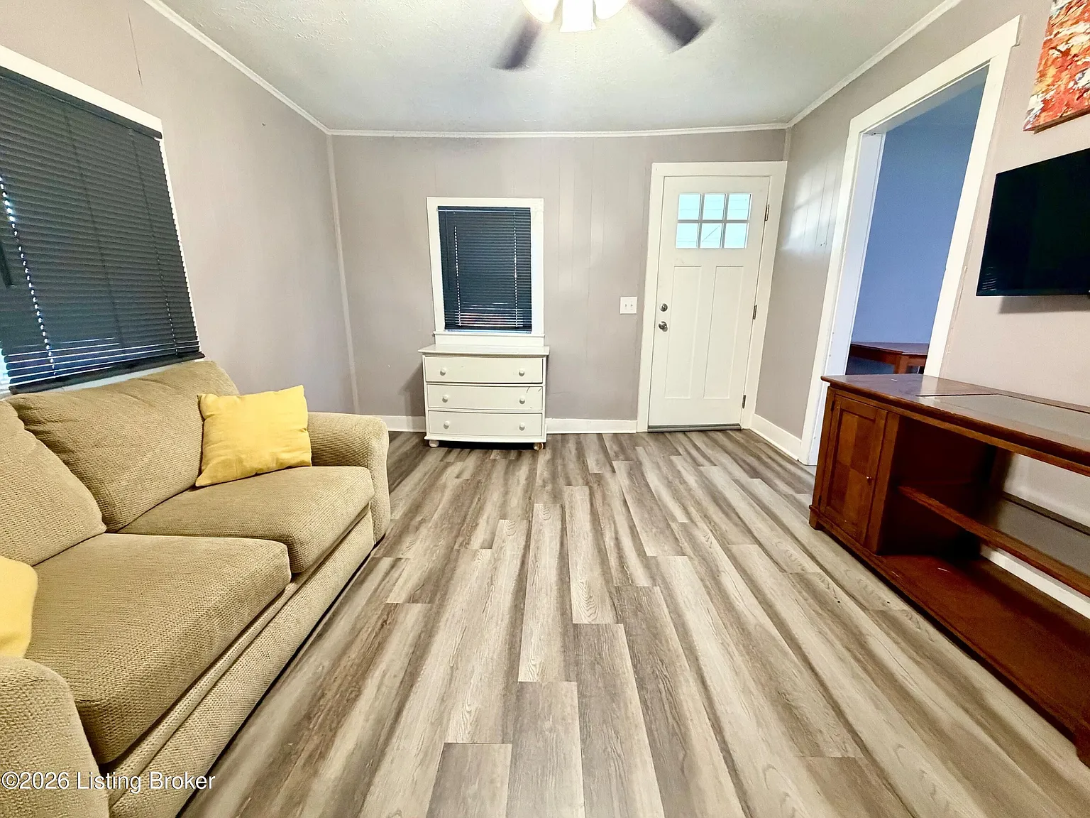 1 bed, 1.0 bath, 540 sqft, $1,000 — Photo 2