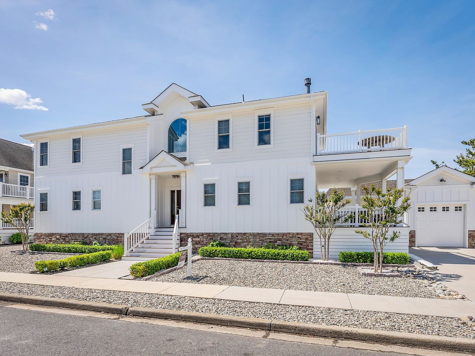 264 41st St, Avalon, NJ 08202 | MLS #251622 | Zillow
