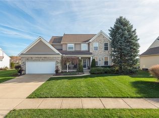 9197 Calista Dr, North Ridgeville, OH