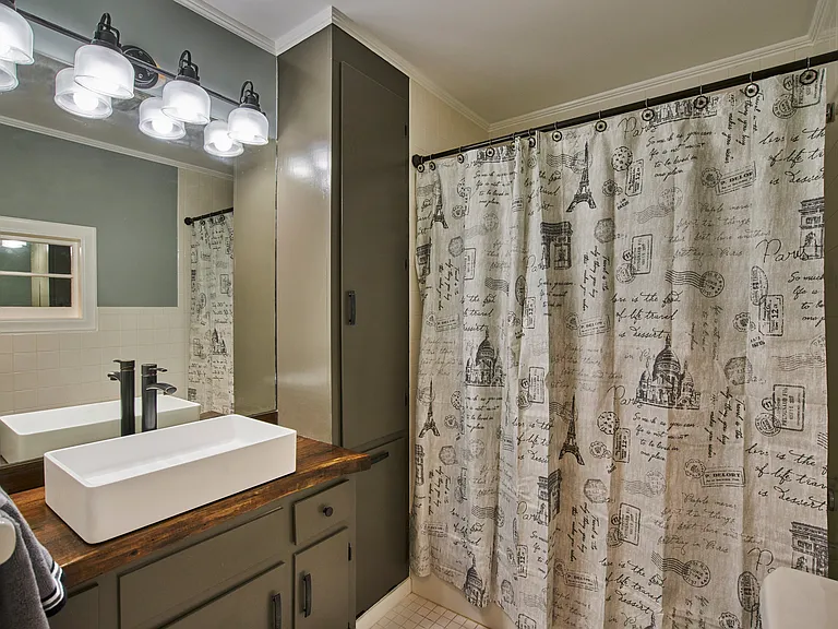 640 Morningside Dr — Photo 108