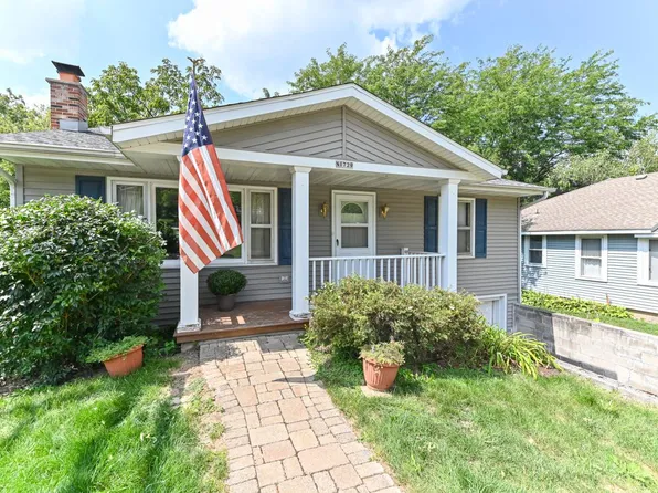 N1729 West Beach DRIVE, Lake Geneva, WI 53147