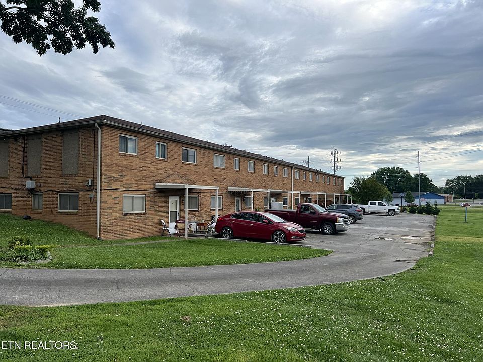 2nd image of 107 Garrett Ln
