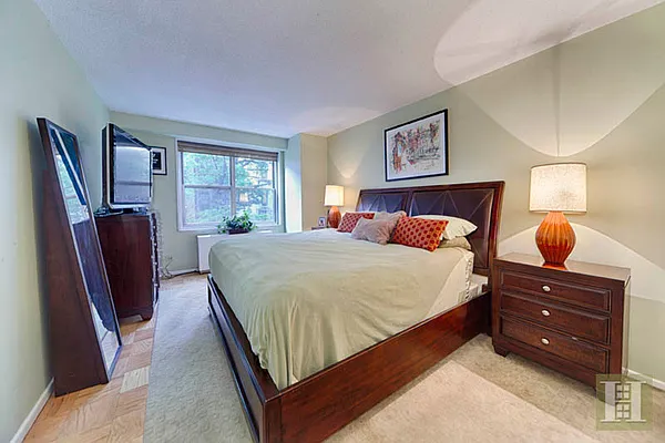 Sold by Halstead Real Estate | media 8