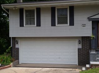 3319 Country Club Ln, Fort Madison, IA