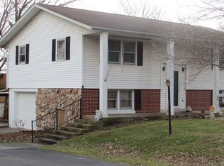 600 Oak St, Delavan, IL 61734