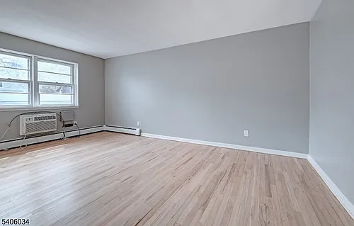 138 Roseland Ave #4 Photo 1