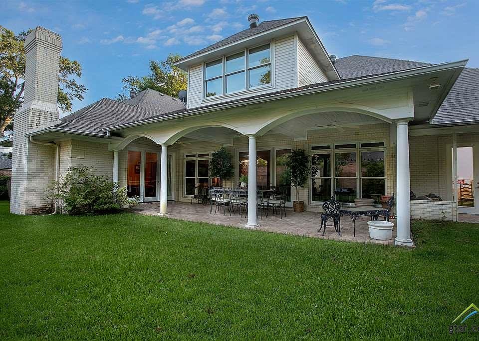 1st image of 526 Park Heights Cir