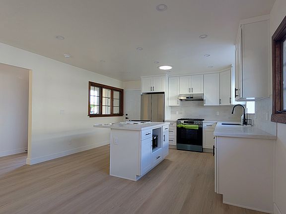 2nd image of 2234 Salisbury Way