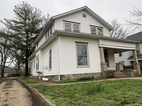 3rd image of 1220 N Robberson Avenue