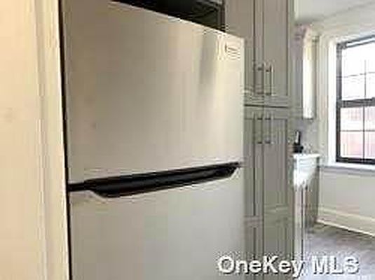 3rd image of 6844 Burns St APT F1