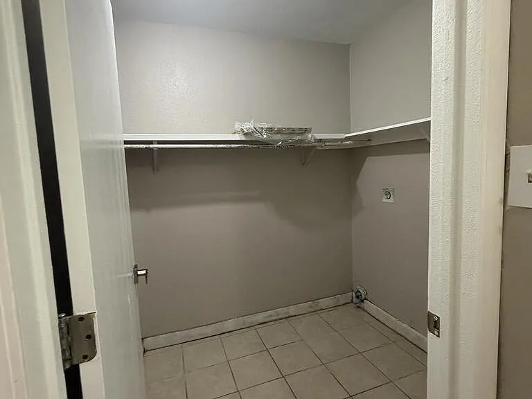 5092 Christian Cir — Photo 14