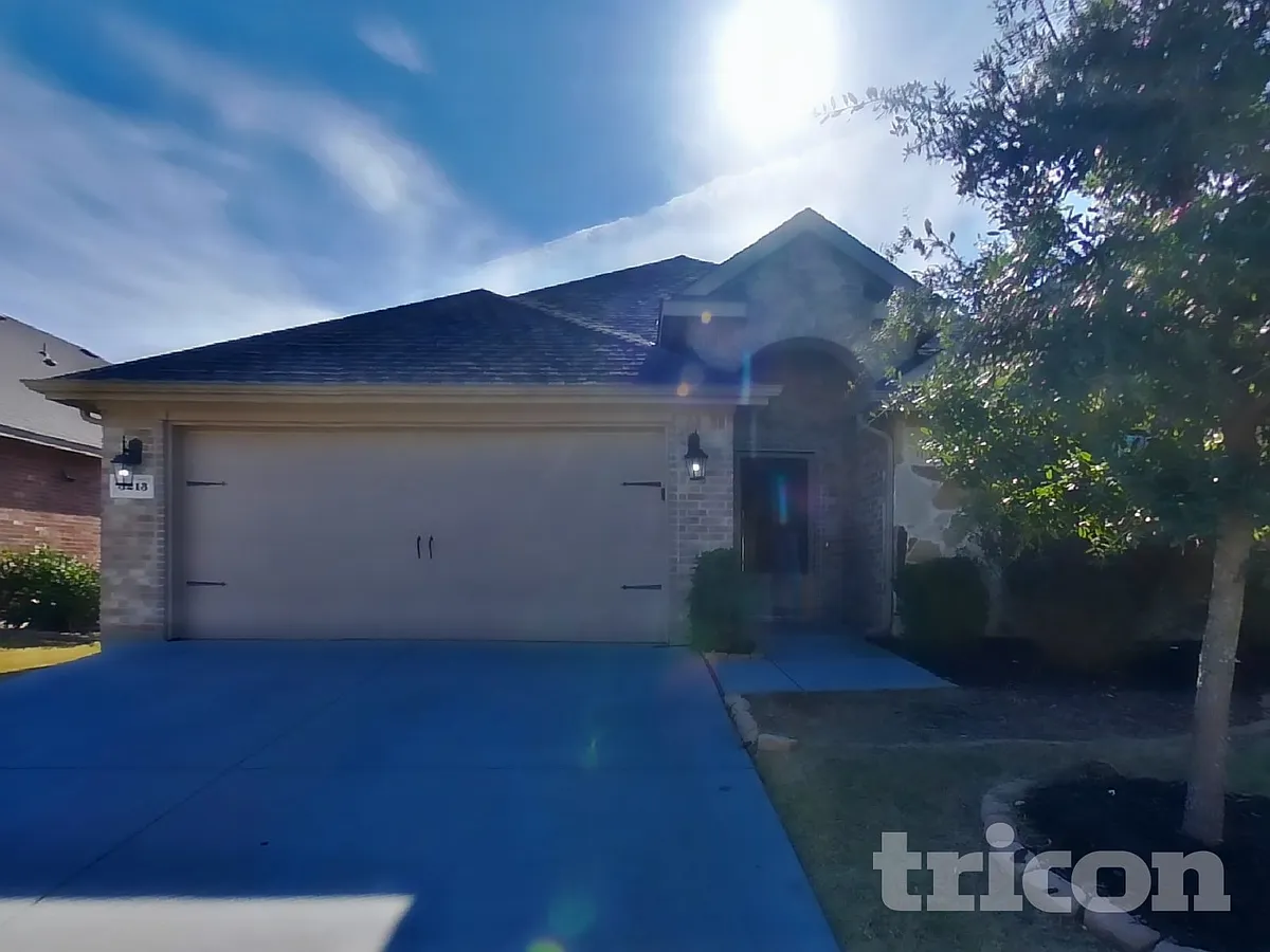 Building Photo - 3213 Shady River Trl