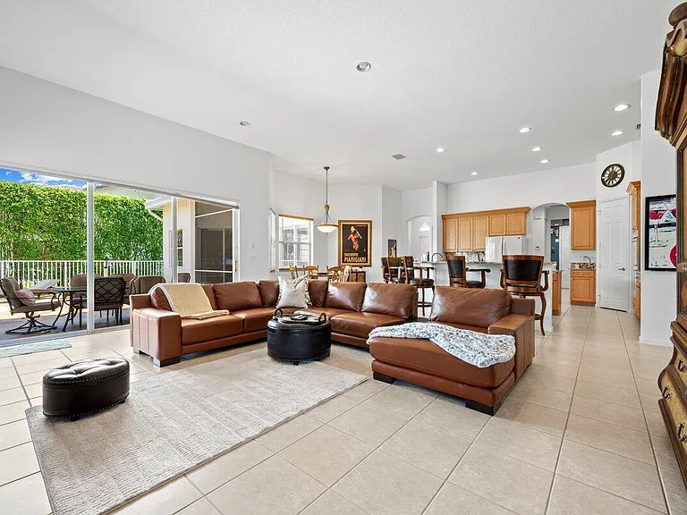 11727 Paradise Cove Ln — Photo 8